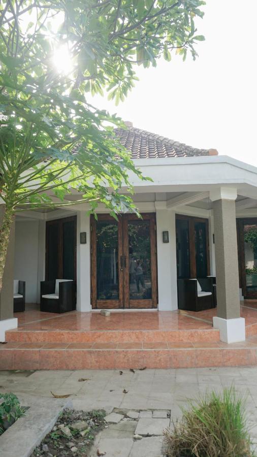 Villa Dende Lombok Tanjungkarang Exterior foto
